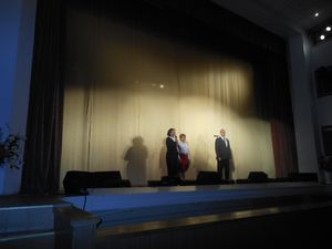 В атмосфере тепла и дружбы