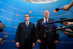 Полномочный представитель Президента РФ Николай Цуканов представил южноуральцам врио губернатора Челябинской области 
Алексея Текслера