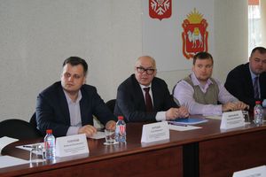 Директор по развитию ПСР Госкорпорации «Росатом» Сергей Обозов посетил РФЯЦ – ВНИИТФ