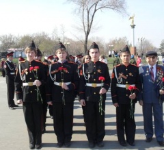 Торжественная линейка в Саду Победы