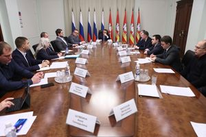 Алексей Текслер на встрече с представителями агропроизводителей и торговых сетей. Важные слова о будущем снижение цен на продукцию ряда местных компаний.