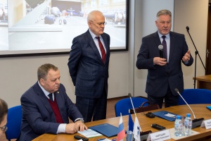 Объединяя знания и опыт