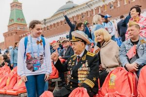 Добровольцы помогут в организации 75-й годовщины Победы в Великой Отечественной войне на Красной площади