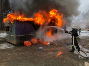 МЧС России призывает: строго соблюдайте правила пожарной безопасности в холодное время года!