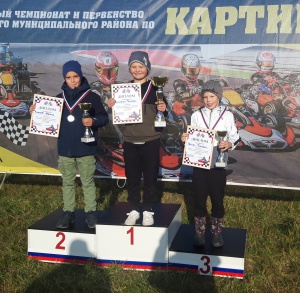 Воспитанник Дворца творчества завоевал серебро на этапе чемпионата по автоспорту в Тюменской 
области