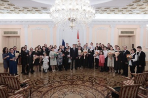Снежинская семья удостоена награды «Семейная доблесть»