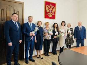 Пять снежинских педагогов награждены ведомственным знаком Министерства просвещения Российской Федерации «Отличник просвещения»