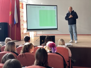 Лекторы Общества «Знание» поделились опытом с южноуральцами